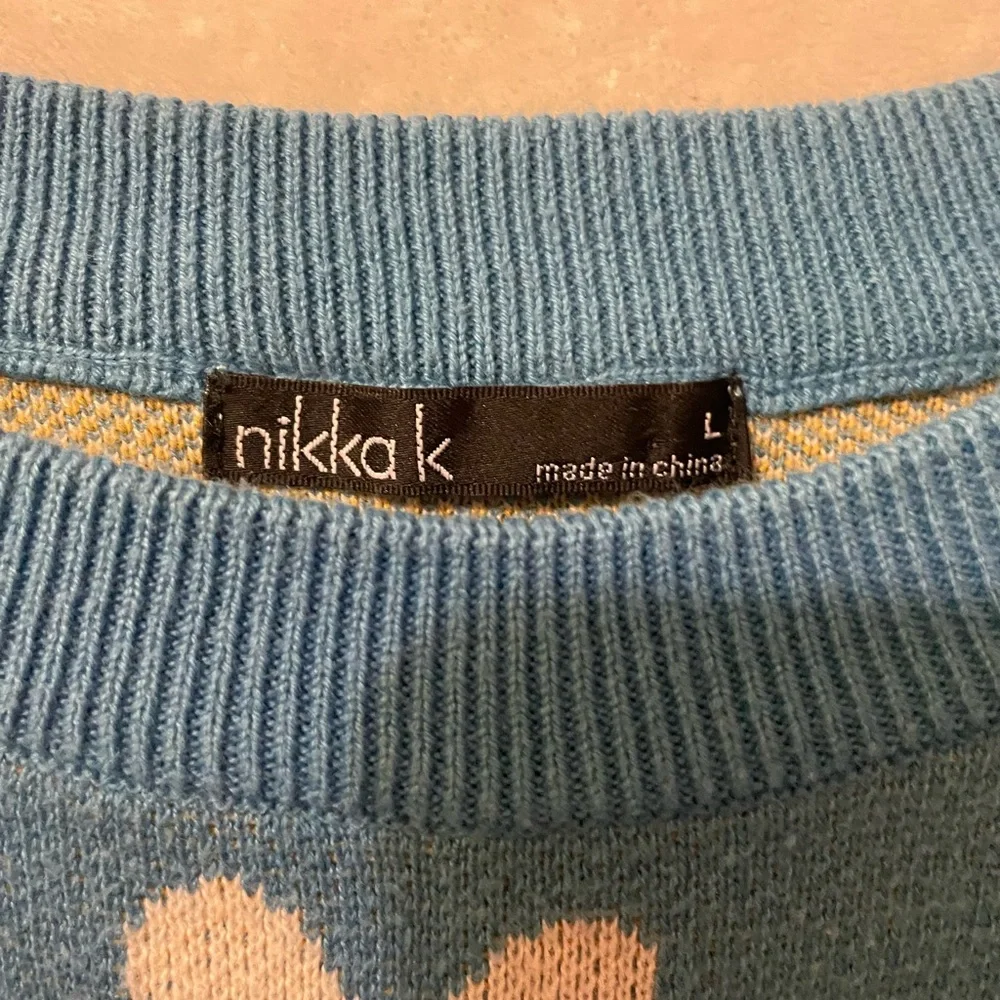 Sweater - Picture 2 of 2